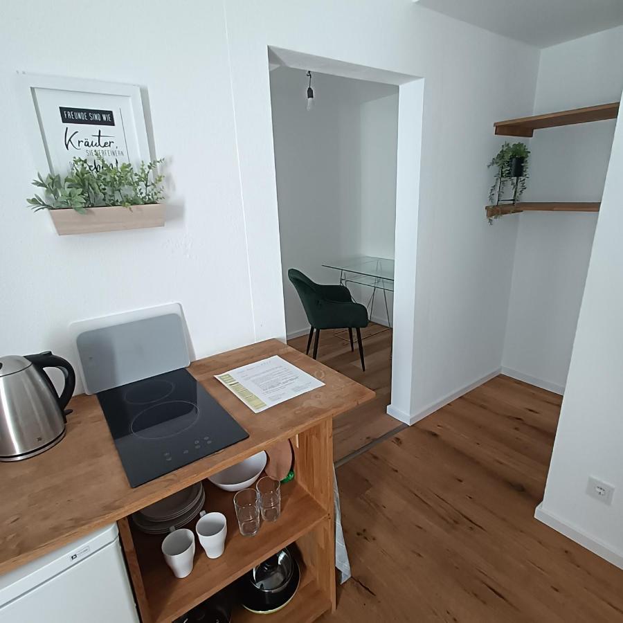 Apartments & Moeblierte Zimmer In Kahl Am Main, Kontaktloser Self Check-In, W-Lan, Schreibtisch, Duschbad, Kuechenzeile, Pkw-Plaetze Buitenkant foto