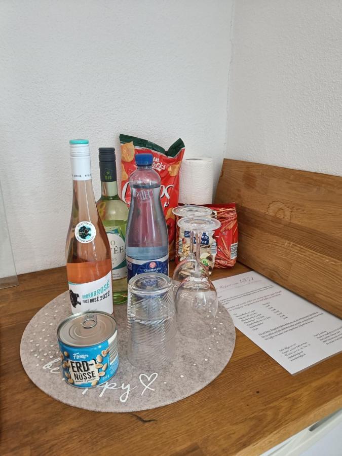 Apartments & Moeblierte Zimmer In Kahl Am Main, Kontaktloser Self Check-In, W-Lan, Schreibtisch, Duschbad, Kuechenzeile, Pkw-Plaetze Buitenkant foto
