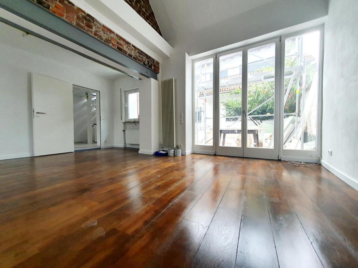 Apartments & Moeblierte Zimmer In Kahl Am Main, Kontaktloser Self Check-In, W-Lan, Schreibtisch, Duschbad, Kuechenzeile, Pkw-Plaetze Buitenkant foto