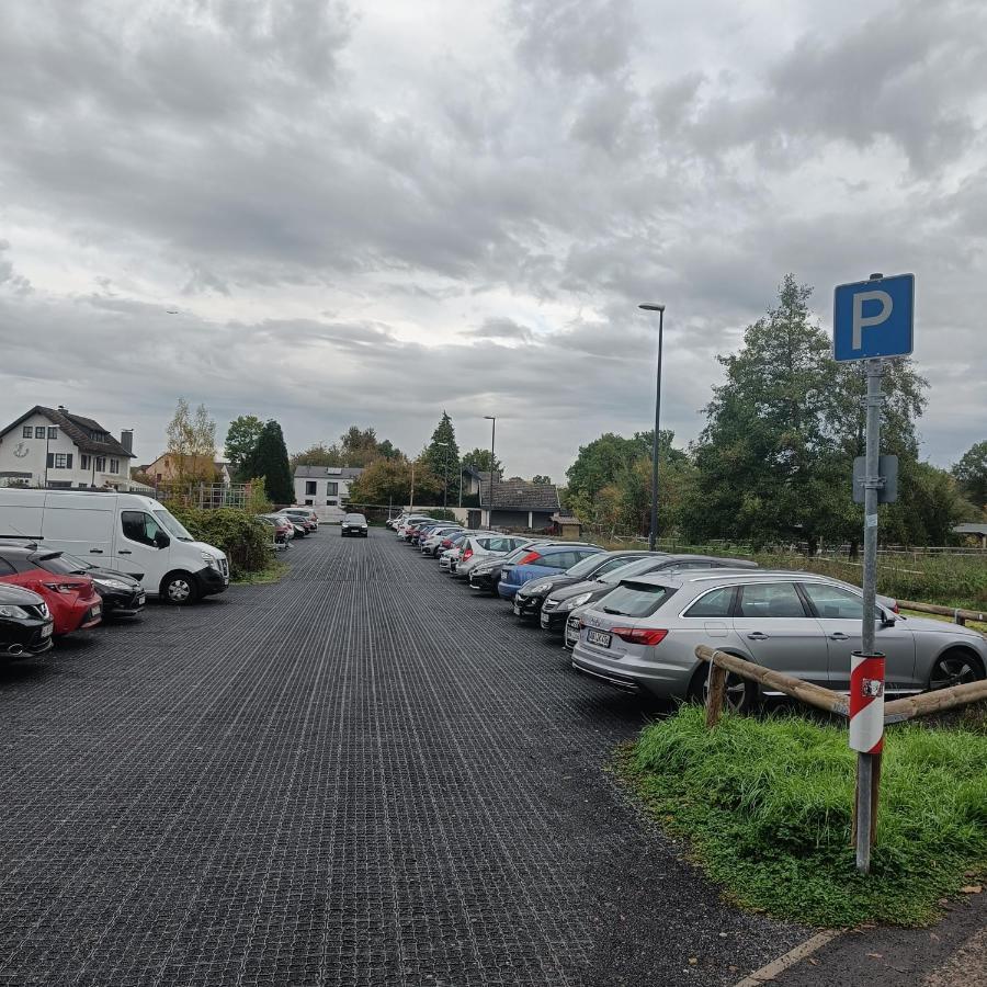 Apartments & Moeblierte Zimmer In Kahl Am Main, Kontaktloser Self Check-In, W-Lan, Schreibtisch, Duschbad, Kuechenzeile, Pkw-Plaetze Buitenkant foto