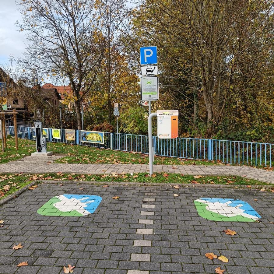Apartments & Moeblierte Zimmer In Kahl Am Main, Kontaktloser Self Check-In, W-Lan, Schreibtisch, Duschbad, Kuechenzeile, Pkw-Plaetze Buitenkant foto